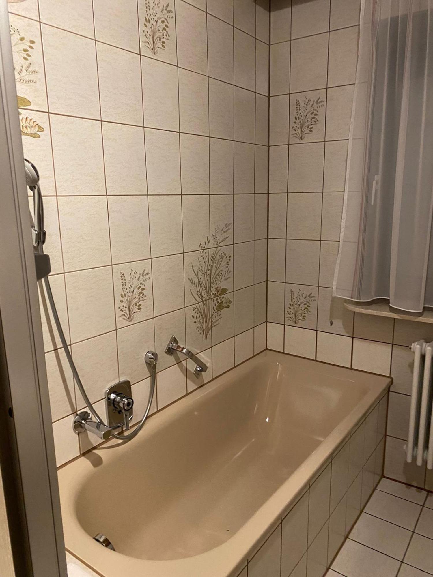 Restaurant Pizzeria & Fremdenzimmer Laquila Zum Adler Salach المظهر الخارجي الصورة